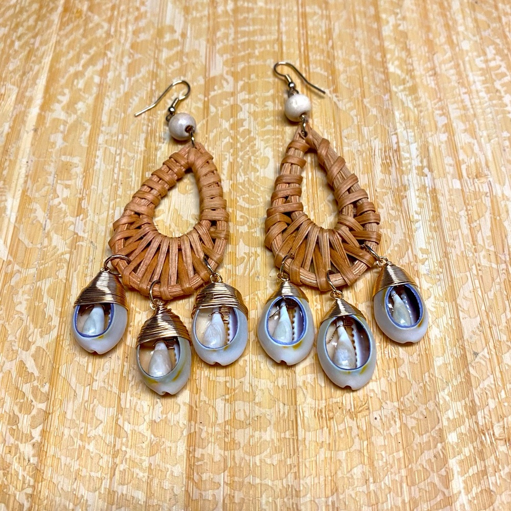 Teardrop Rattan and Shell Earrings